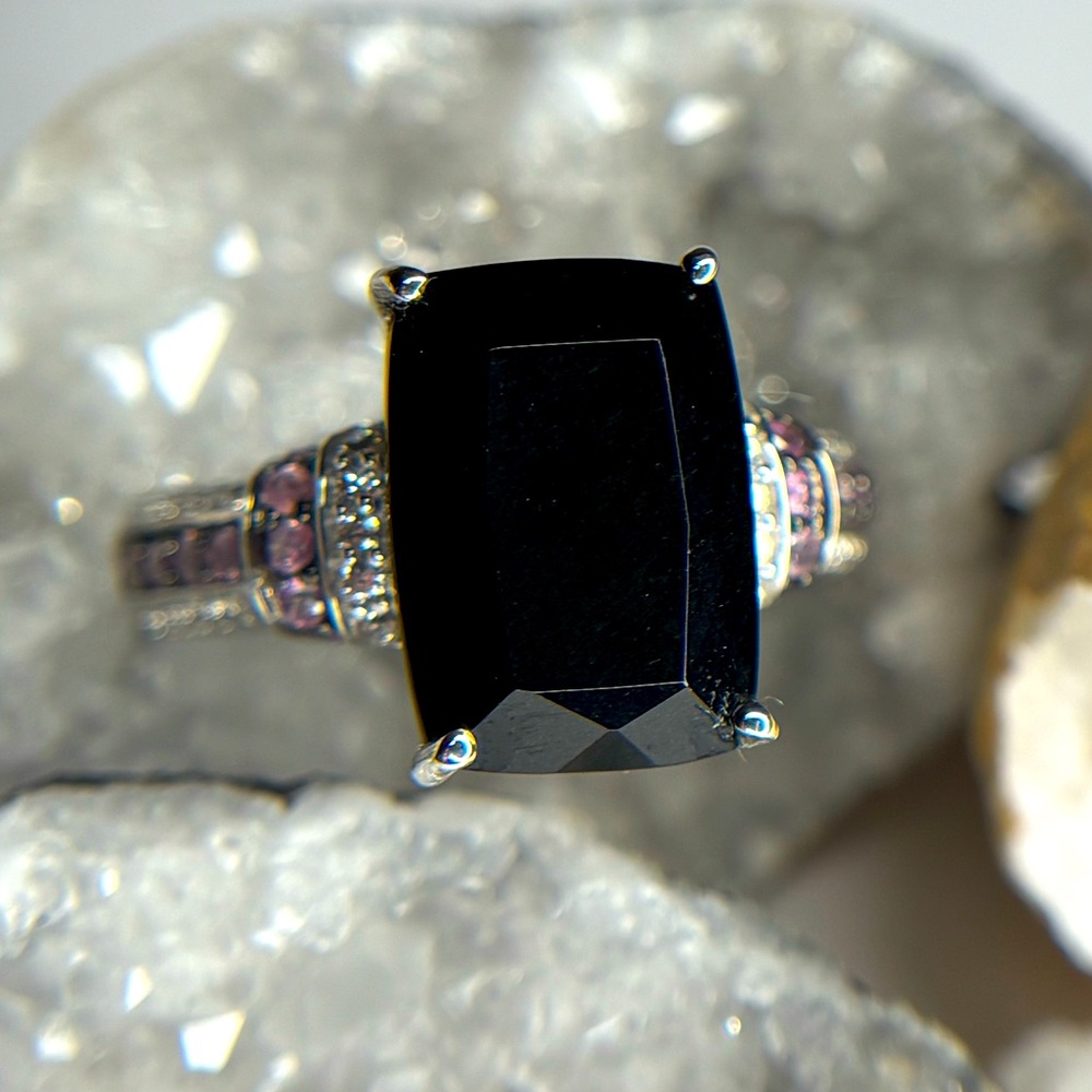 “Magical Mix” Tourmaline, Pink Sapphire & White Zircon Bling Ring! 💎 - SIZE (8)